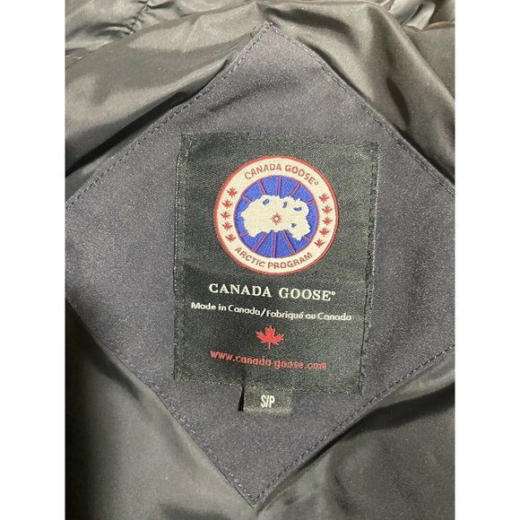 Canada Goose Shelburne Down Women’s NAVY Parka Coyote Fur Trim S/P - Picture 8 of 12